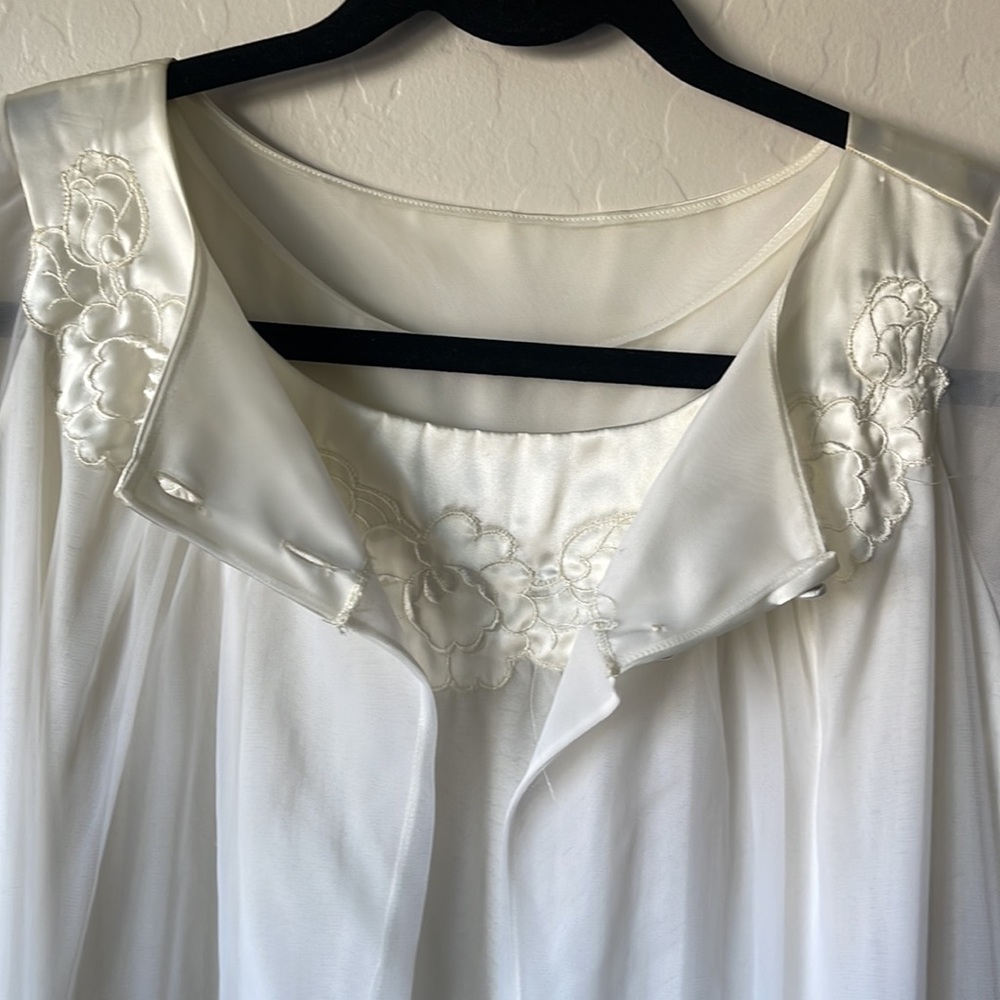 Gossard Artemis Nightgown Set Satin Trim 3/4 sleeve Sheer Ivory nightgown Sz MP - Picture 9 of 17